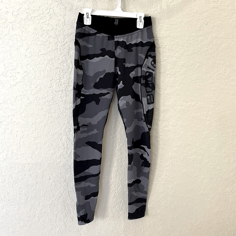 Better Bodies Camo Leggings Small
